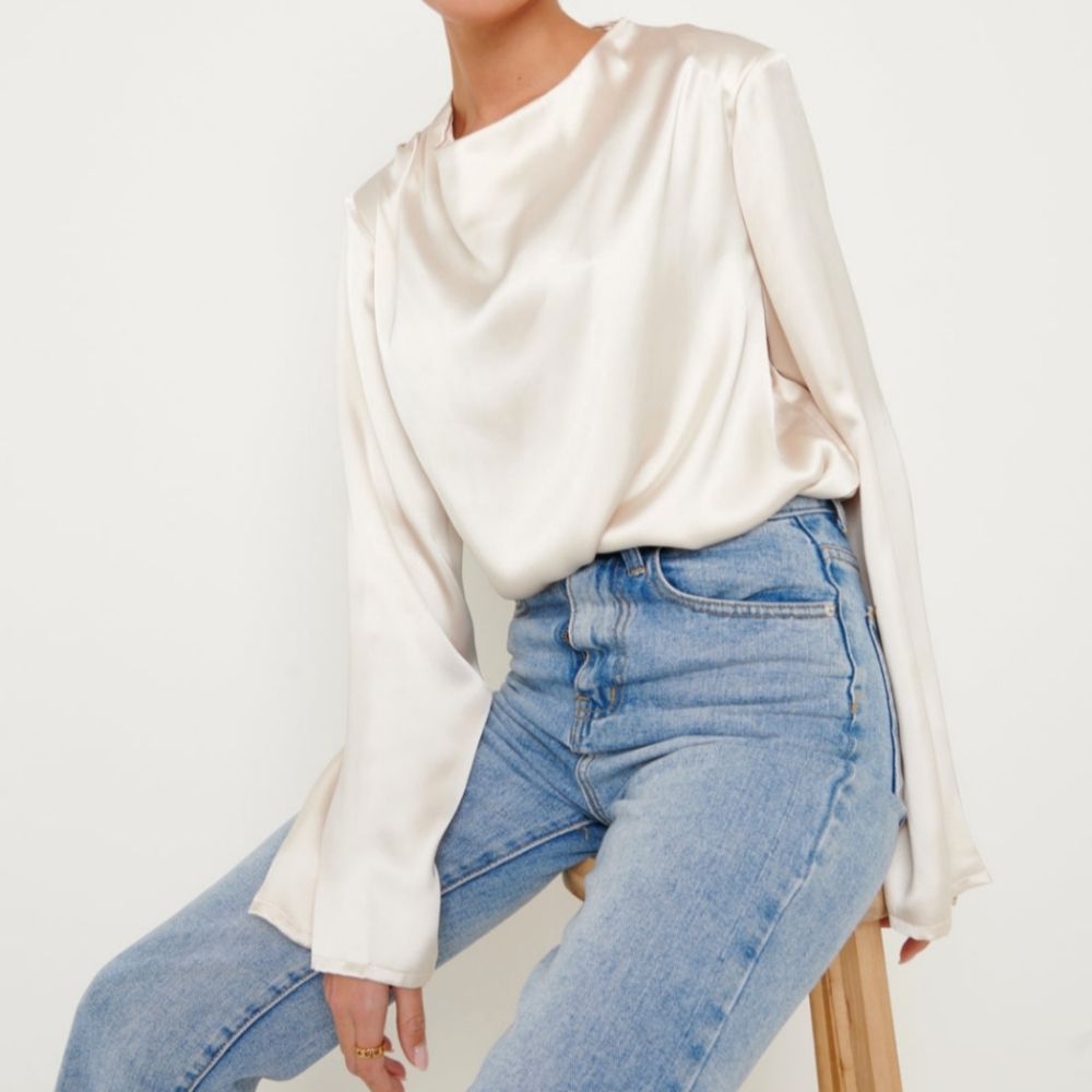 Pretty lavish blouse s/m
